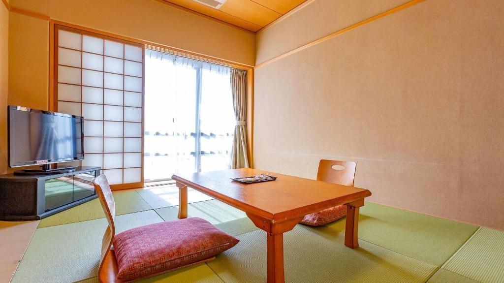 Ooedo Onsen Monogatari Minoh Kanko Hotel ภายนอก รูปภาพ