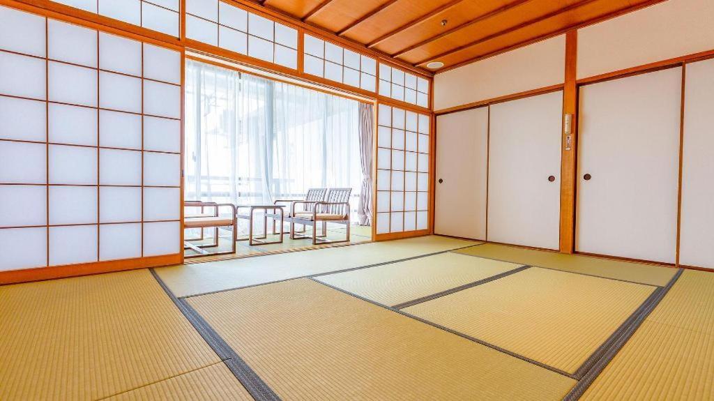 Ooedo Onsen Monogatari Minoh Kanko Hotel ภายนอก รูปภาพ
